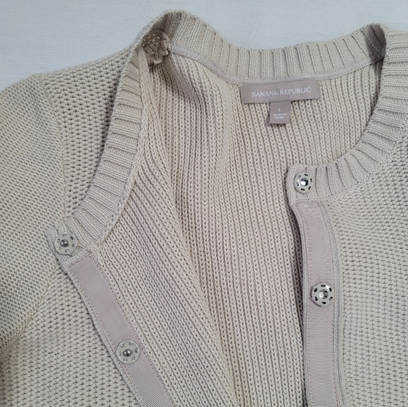 Banana Republic Snap Close Hidden Cream Cardigan 100% Cotton Womens L - Picture 3 of 5
